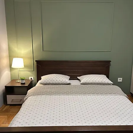 Ns Centar Private Parking 노비사드