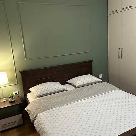 Ns Centar Private Parking 아파트 노비사드